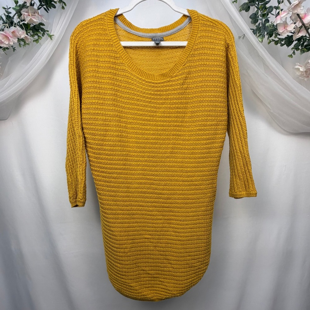 Soho Jeans New York & Company Mustard Yellow Textured Knit Sweater Small